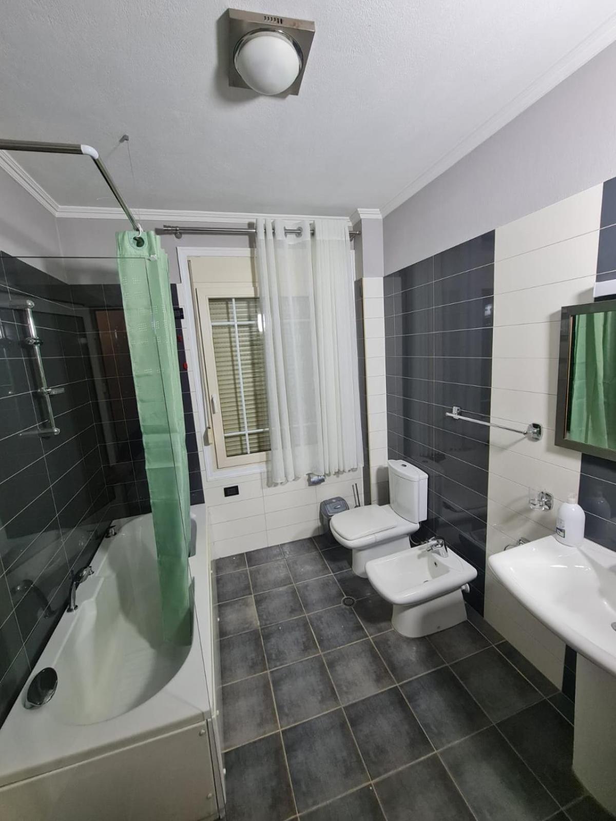 Noor Apartments Tirana Bagian luar foto